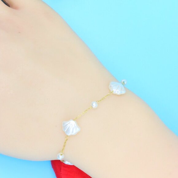 ✅ Chic & Stylish Bracelet – A Thoughtful Gift for Women and Girls, DYC1227 - Picture 1 of 8